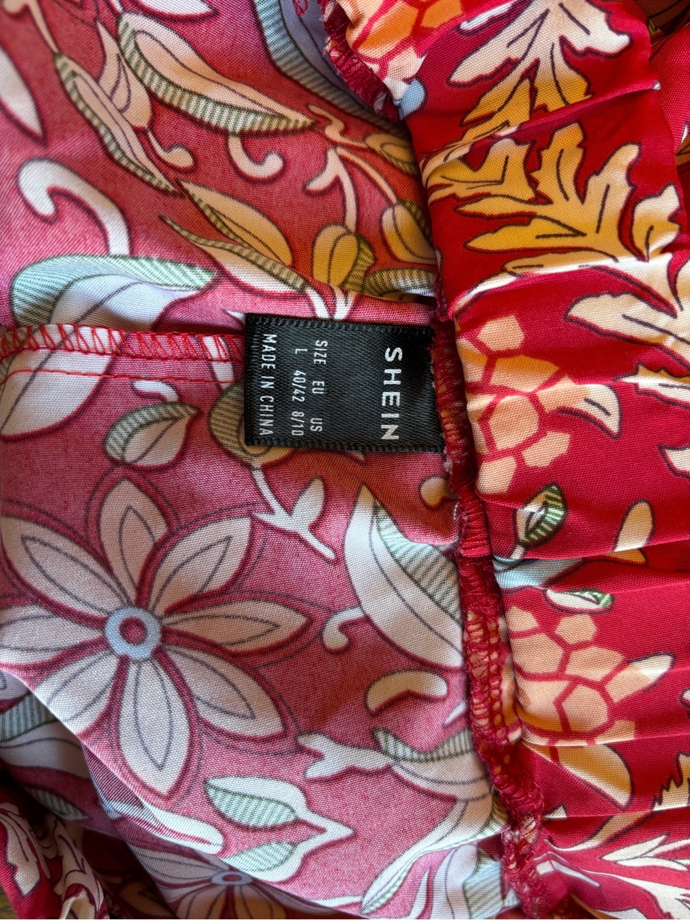 SHEIN Red Floral Print Pants - Picture 2 of 2